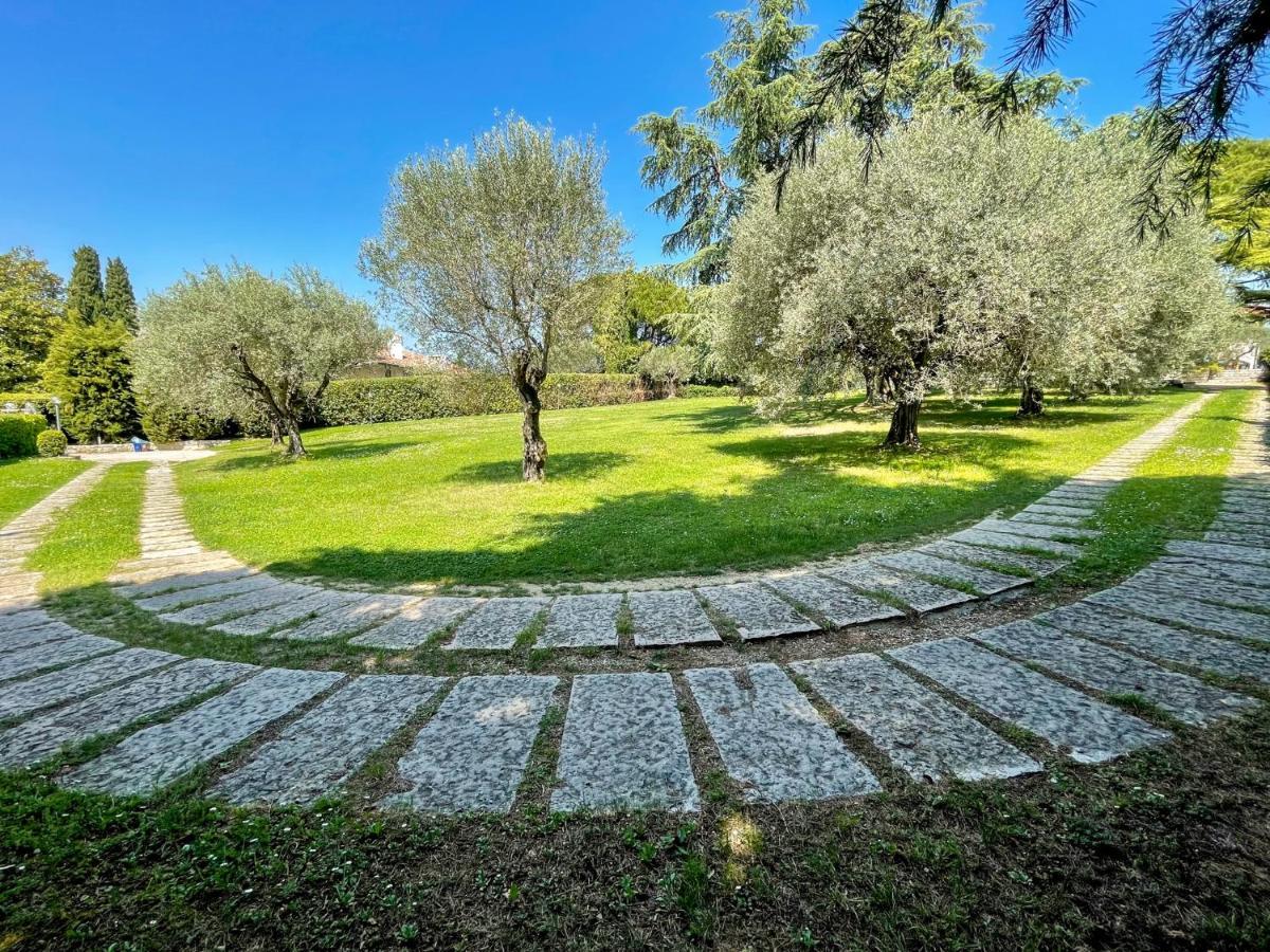 Villa Antonio San Felice del Benaco Eksteriør billede