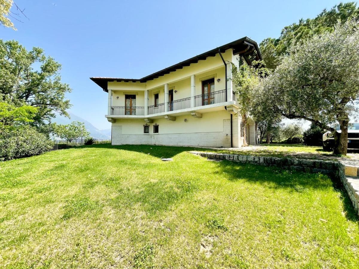 Villa Antonio San Felice del Benaco Eksteriør billede